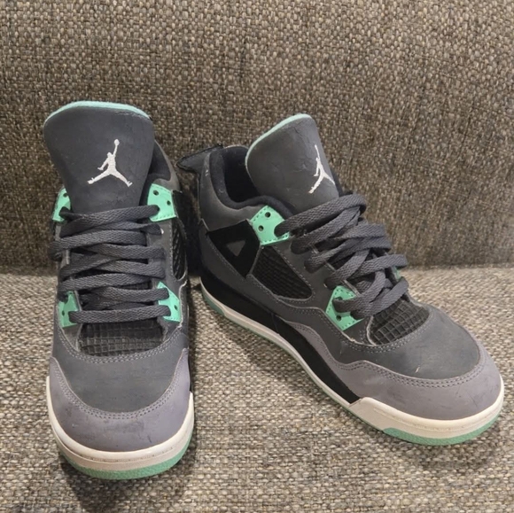 Jordan Other - Jordan Kids Sneakers in Gray and Mint